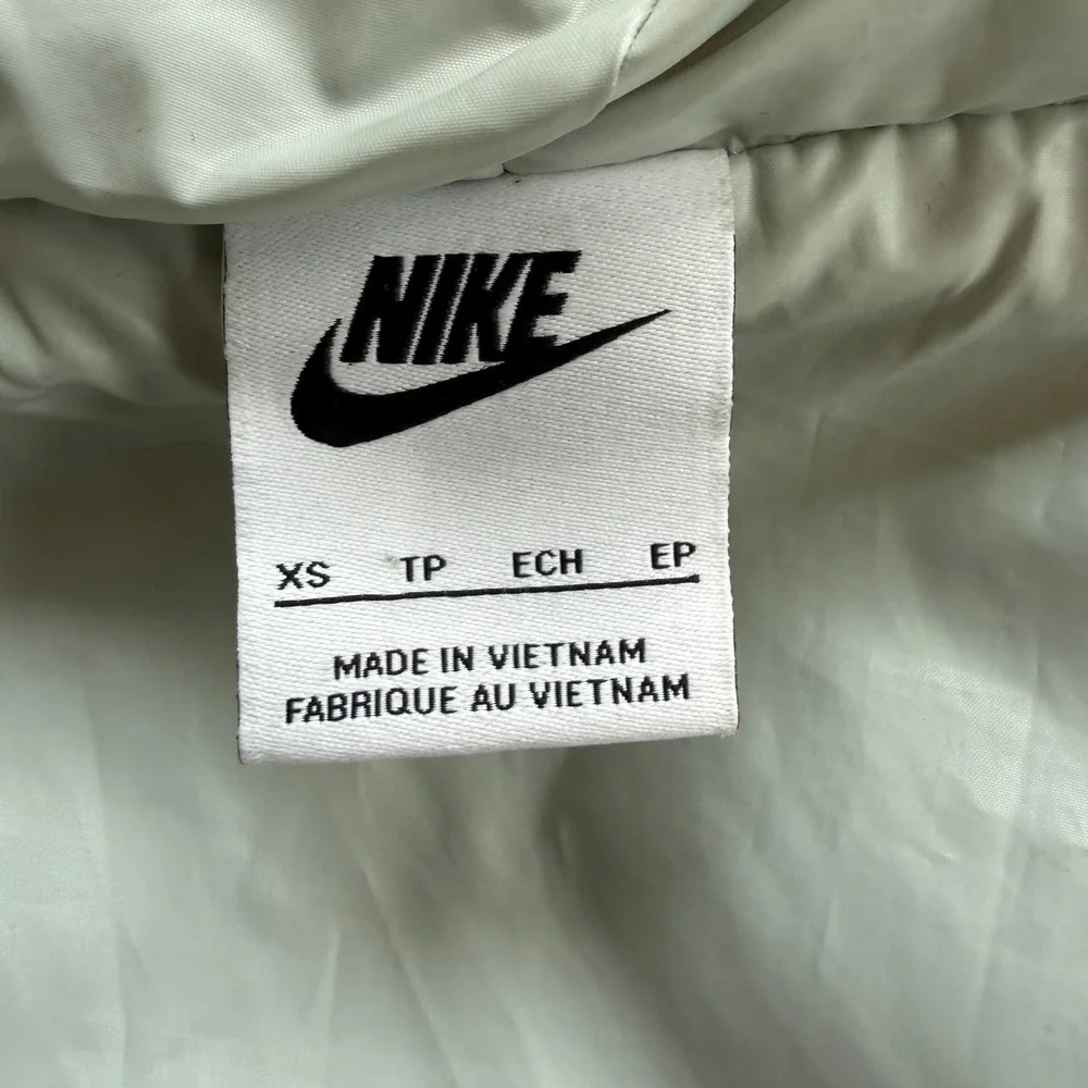 Nike Sportswear Women's Faux Fur Full-Zip Hoodie Sage Green DD5116-013 XS - Picture 5 of 11